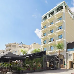 Leonardo Boutique **** لارنكا