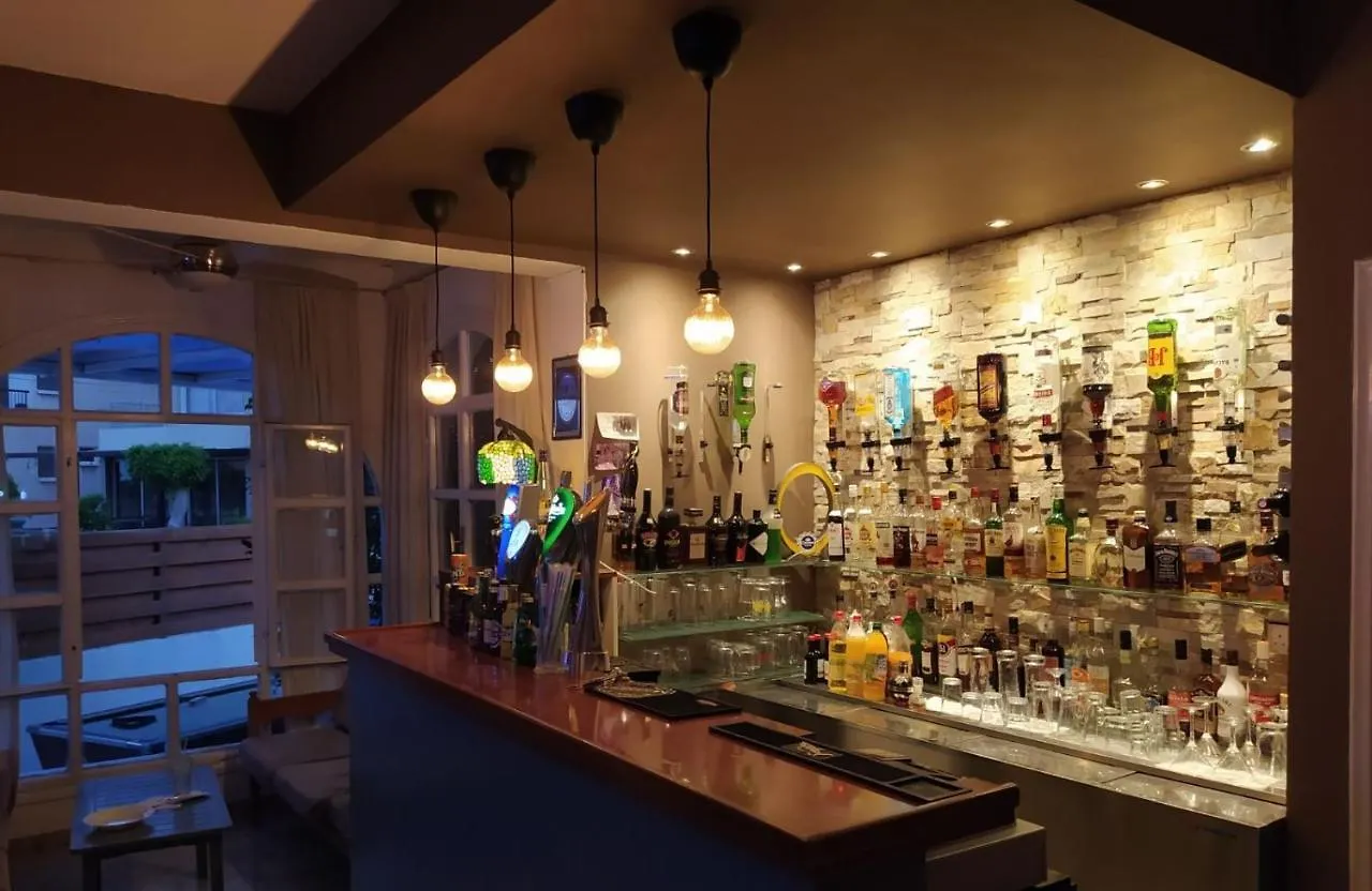 Sea N Lake View Hotel Apartments Larnaca Aparthotel