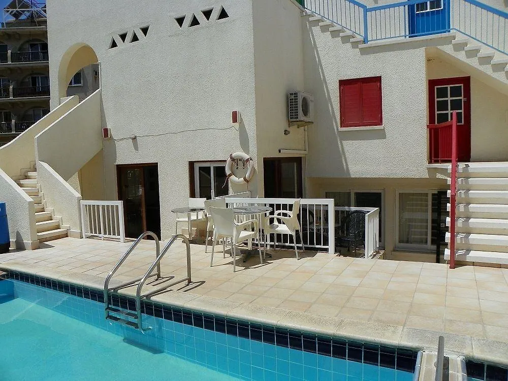 Aparthotel Sea N Lake View Hotel Apartments Larnaca
